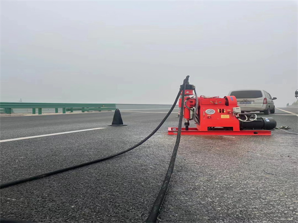 江北马路路基路面开裂下沉注浆加固灌浆